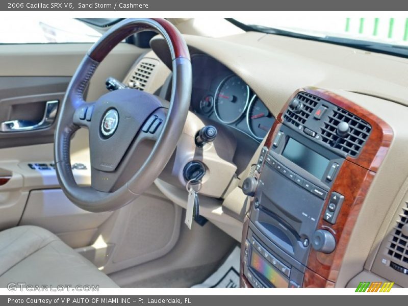 Sand Storm / Cashmere 2006 Cadillac SRX V6