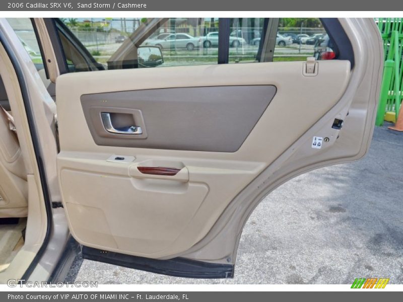 Sand Storm / Cashmere 2006 Cadillac SRX V6
