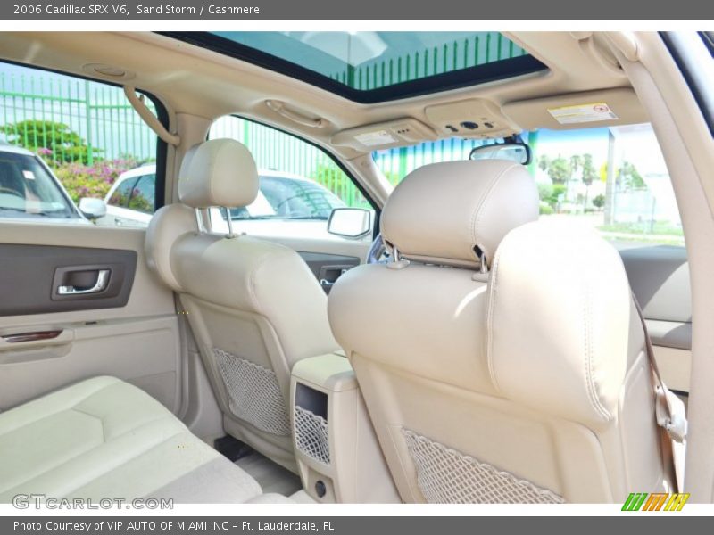 Sand Storm / Cashmere 2006 Cadillac SRX V6