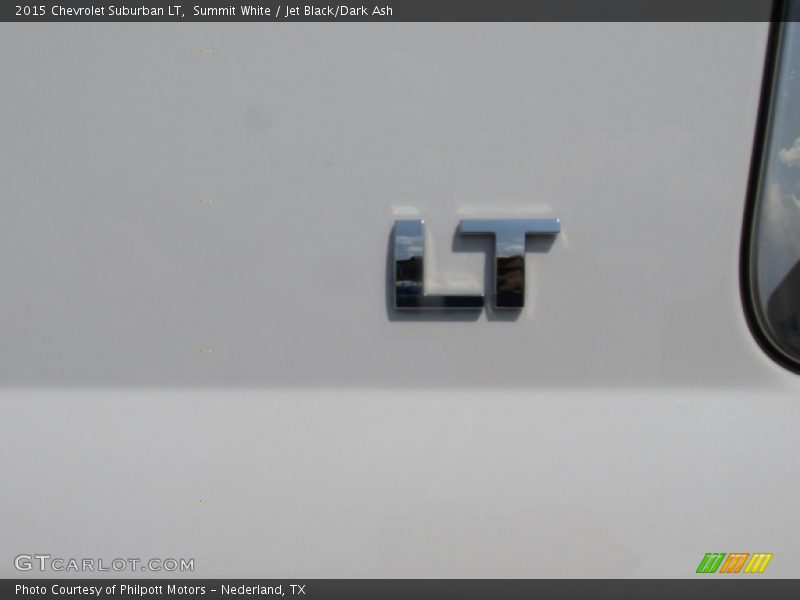 Summit White / Jet Black/Dark Ash 2015 Chevrolet Suburban LT