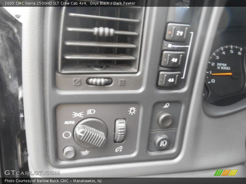 Onyx Black / Dark Pewter 2005 GMC Sierra 2500HD SLT Crew Cab 4x4