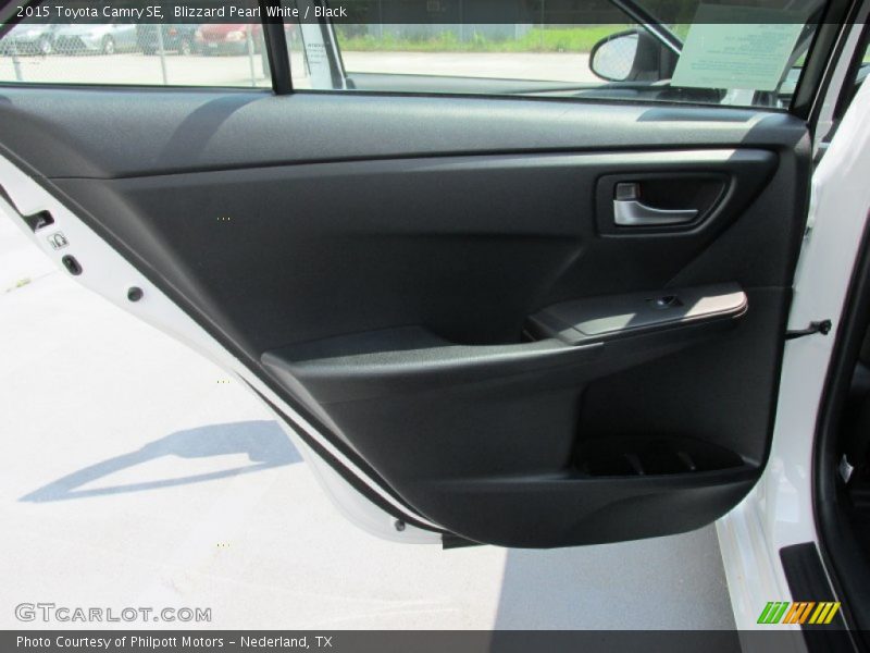 Blizzard Pearl White / Black 2015 Toyota Camry SE