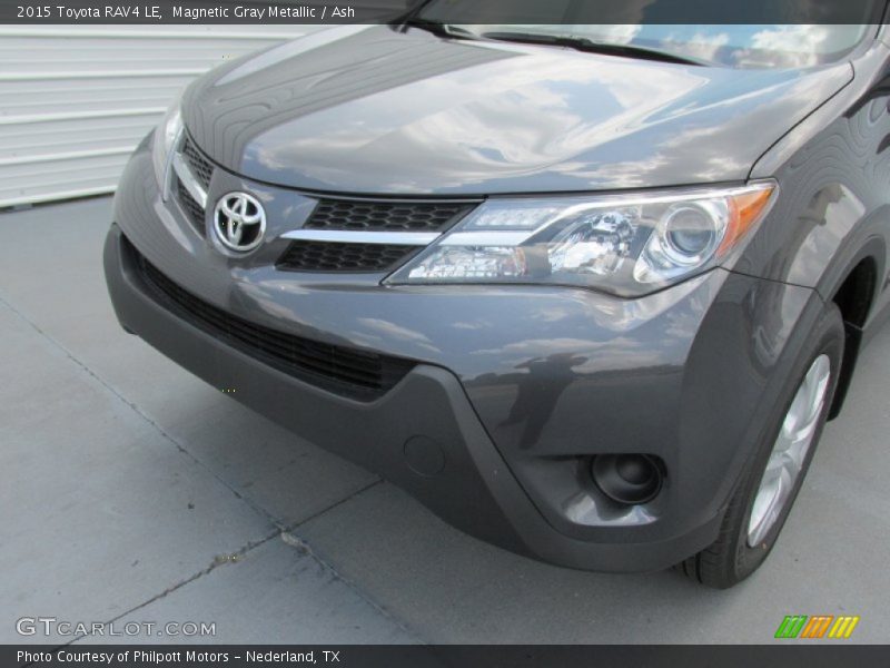 Magnetic Gray Metallic / Ash 2015 Toyota RAV4 LE