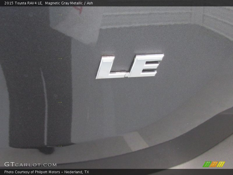 Magnetic Gray Metallic / Ash 2015 Toyota RAV4 LE