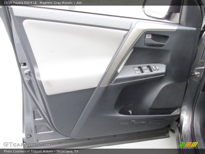 Magnetic Gray Metallic / Ash 2015 Toyota RAV4 LE