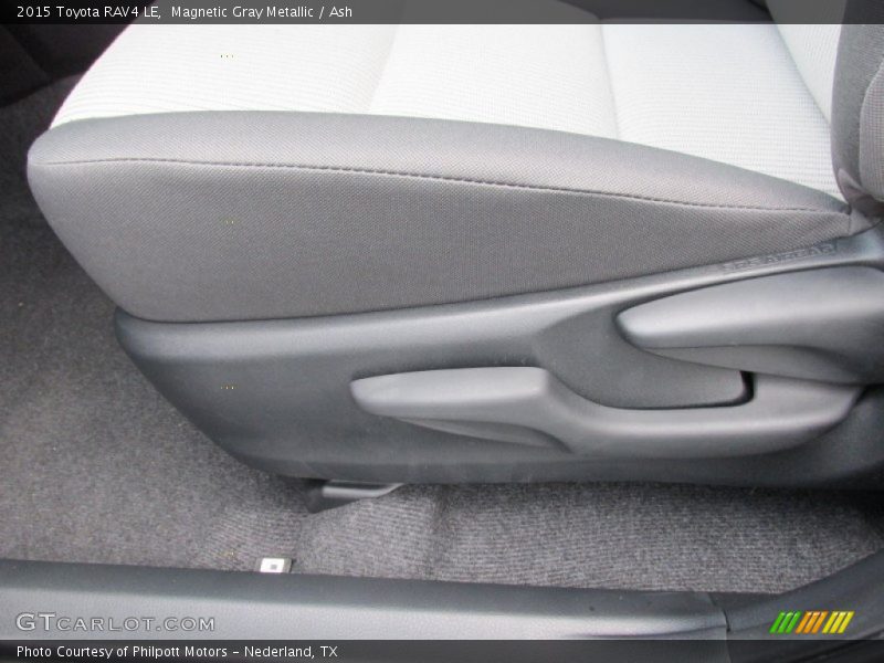 Magnetic Gray Metallic / Ash 2015 Toyota RAV4 LE