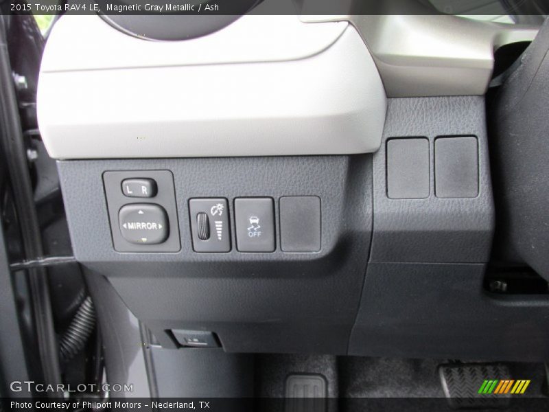 Magnetic Gray Metallic / Ash 2015 Toyota RAV4 LE