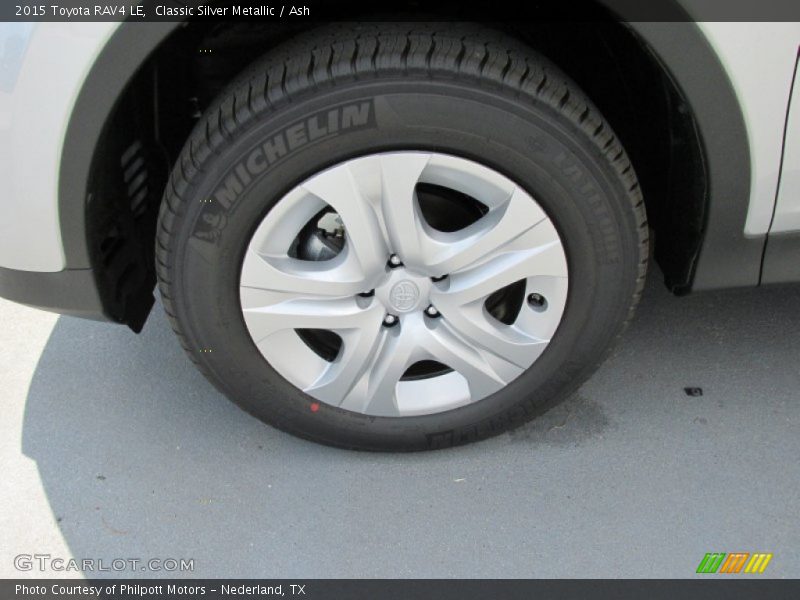 Classic Silver Metallic / Ash 2015 Toyota RAV4 LE