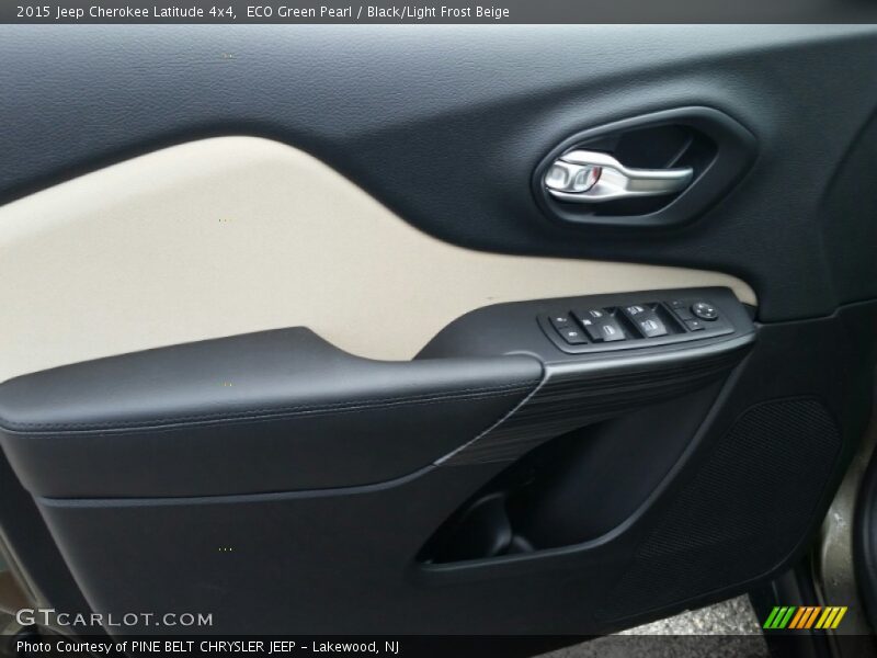 ECO Green Pearl / Black/Light Frost Beige 2015 Jeep Cherokee Latitude 4x4