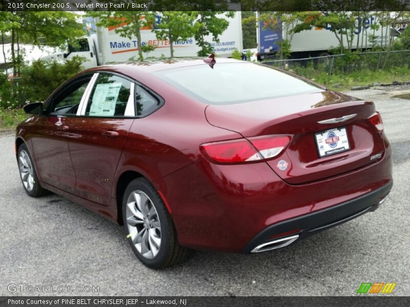 Velvet Red Pearl / Black 2015 Chrysler 200 S