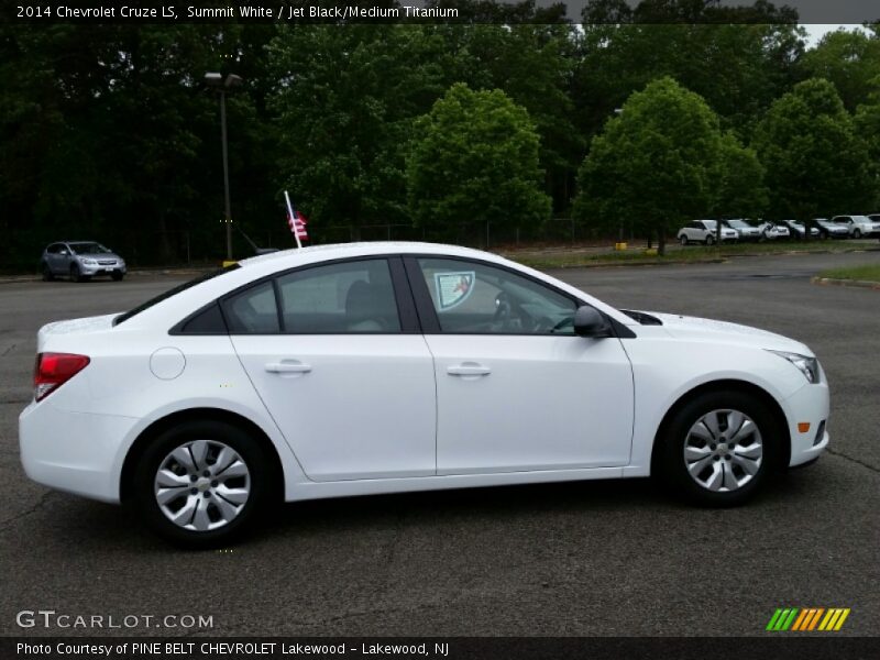 Summit White / Jet Black/Medium Titanium 2014 Chevrolet Cruze LS
