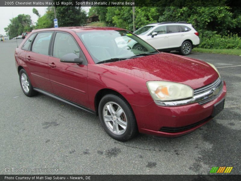 Front 3/4 View of 2005 Malibu Maxx LS Wagon