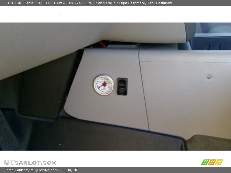 Pure Silver Metallic / Light Cashmere/Dark Cashmere 2011 GMC Sierra 3500HD SLT Crew Cab 4x4