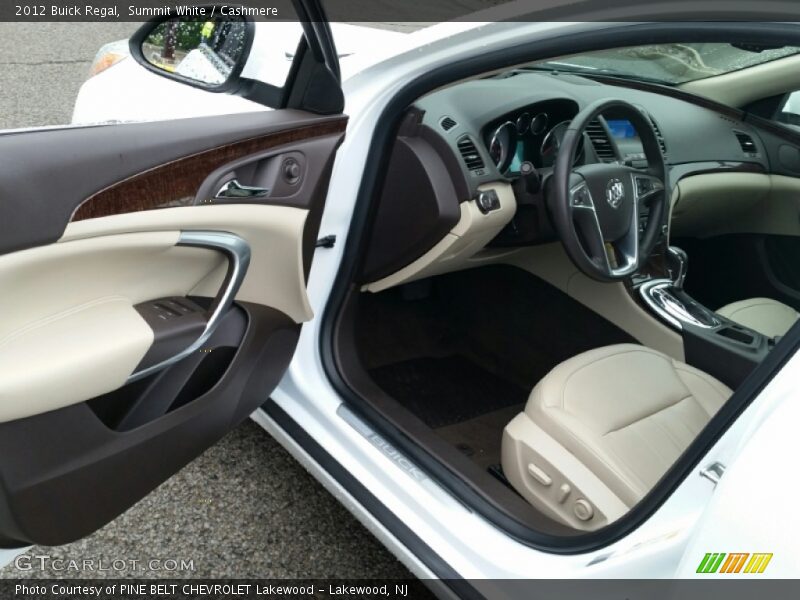 Summit White / Cashmere 2012 Buick Regal