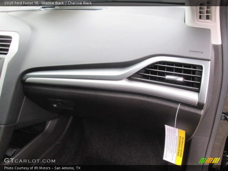 Shadow Black / Charcoal Black 2016 Ford Fusion SE