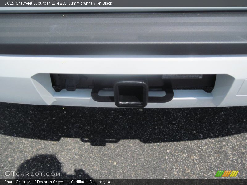 Summit White / Jet Black 2015 Chevrolet Suburban LS 4WD