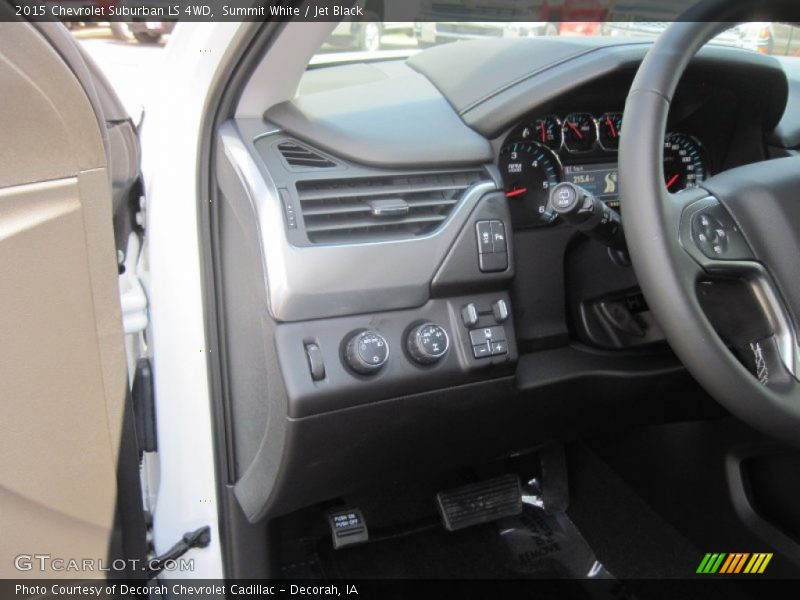 Summit White / Jet Black 2015 Chevrolet Suburban LS 4WD