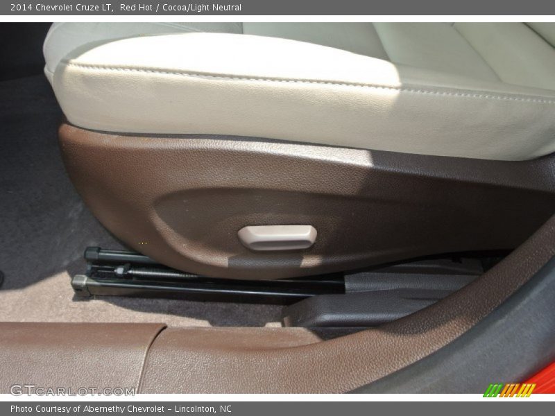 Red Hot / Cocoa/Light Neutral 2014 Chevrolet Cruze LT
