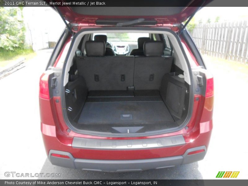 Merlot Jewel Metallic / Jet Black 2011 GMC Terrain SLT