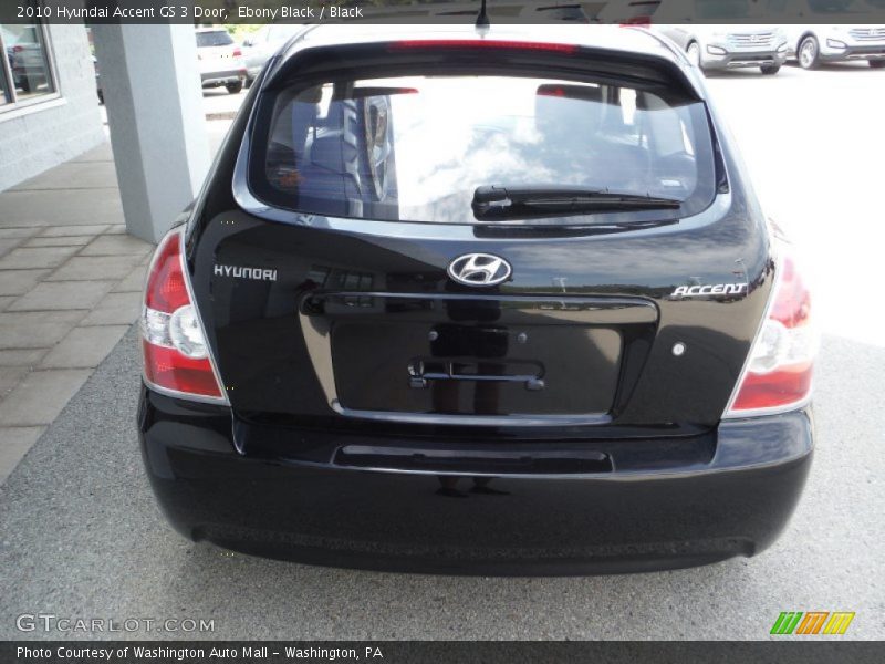 Ebony Black / Black 2010 Hyundai Accent GS 3 Door