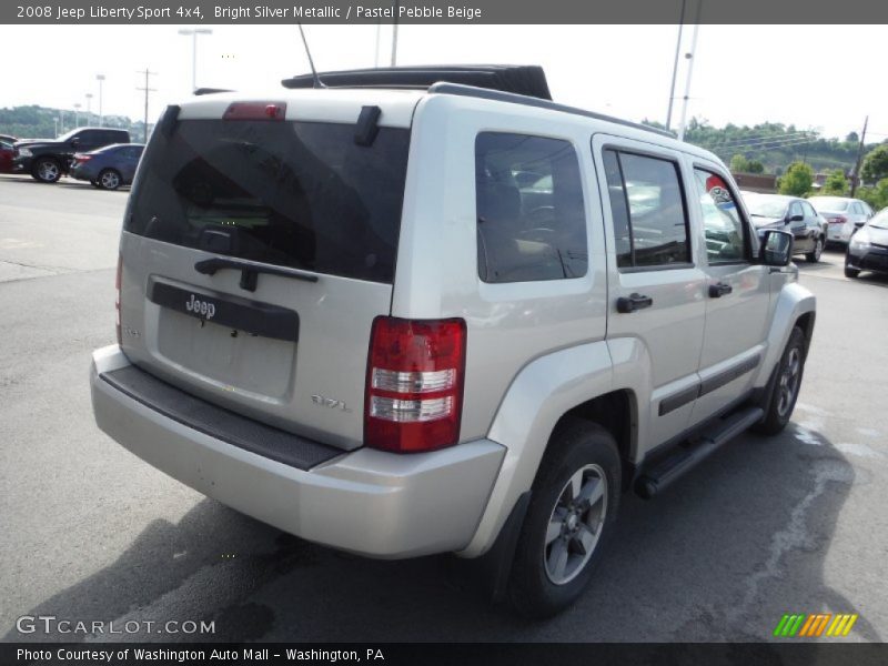 Bright Silver Metallic / Pastel Pebble Beige 2008 Jeep Liberty Sport 4x4