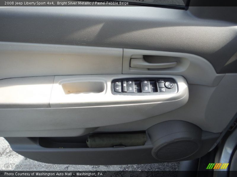 Bright Silver Metallic / Pastel Pebble Beige 2008 Jeep Liberty Sport 4x4