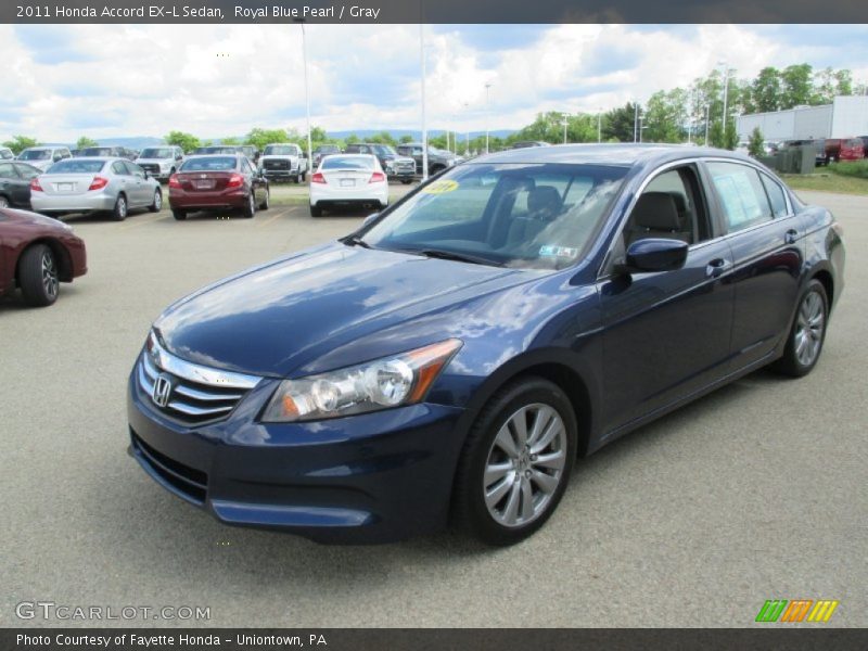 Front 3/4 View of 2011 Accord EX-L Sedan