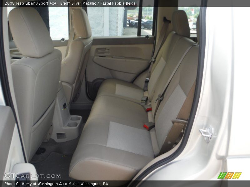 Bright Silver Metallic / Pastel Pebble Beige 2008 Jeep Liberty Sport 4x4