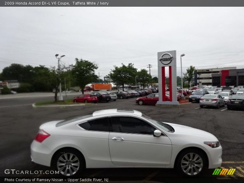 Taffeta White / Ivory 2009 Honda Accord EX-L V6 Coupe