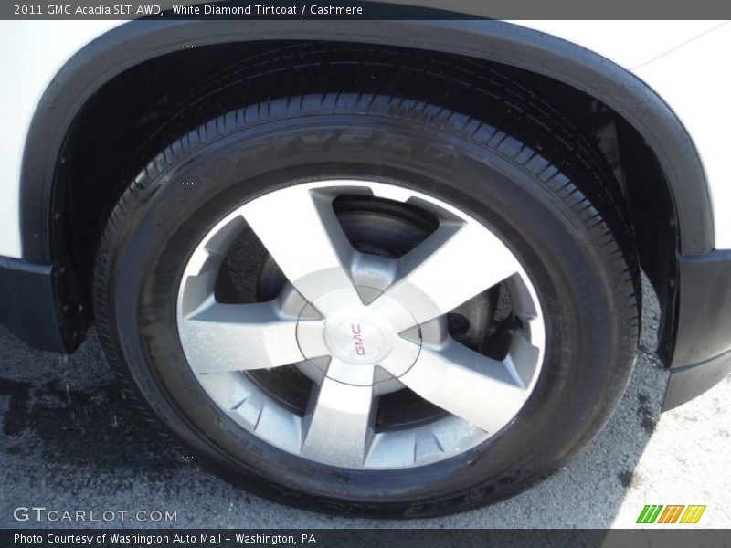White Diamond Tintcoat / Cashmere 2011 GMC Acadia SLT AWD