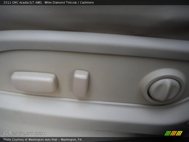 White Diamond Tintcoat / Cashmere 2011 GMC Acadia SLT AWD