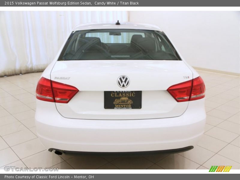 Candy White / Titan Black 2015 Volkswagen Passat Wolfsburg Edition Sedan