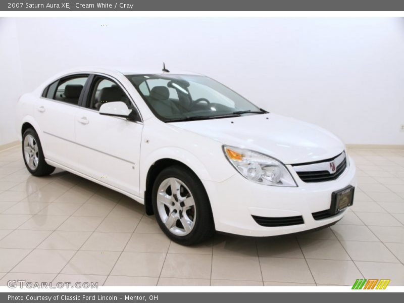 Cream White / Gray 2007 Saturn Aura XE