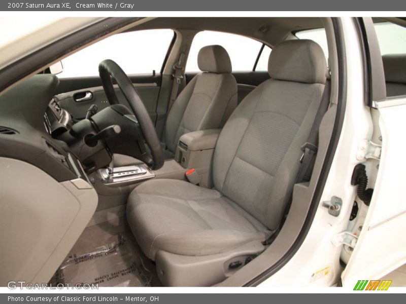 Cream White / Gray 2007 Saturn Aura XE