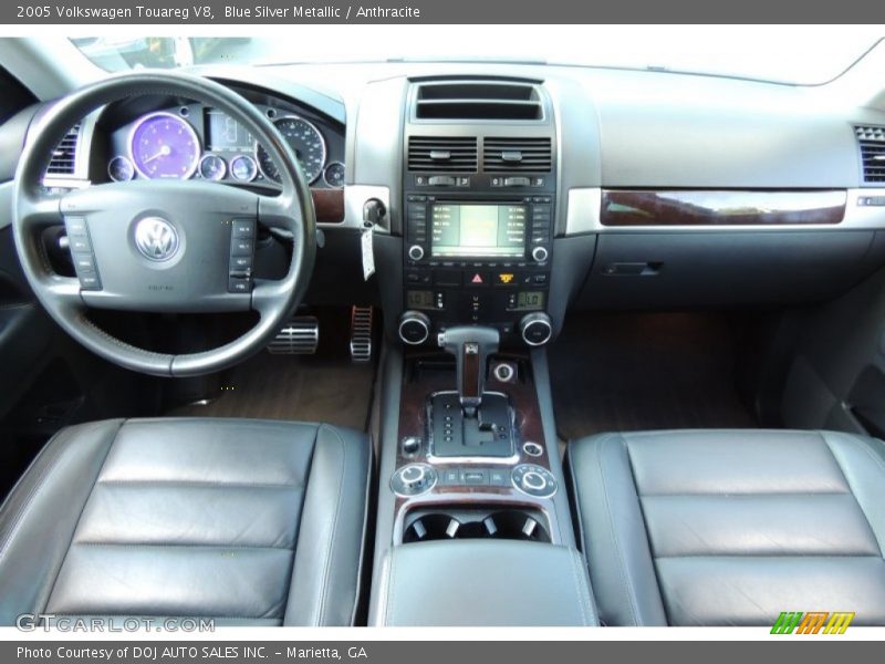 Blue Silver Metallic / Anthracite 2005 Volkswagen Touareg V8