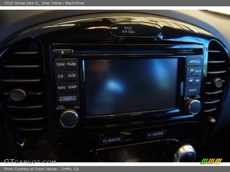 Solar Yellow / Black/Silver 2015 Nissan Juke SL