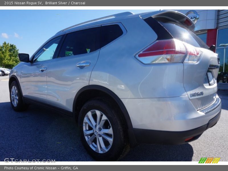 Brilliant Silver / Charcoal 2015 Nissan Rogue SV