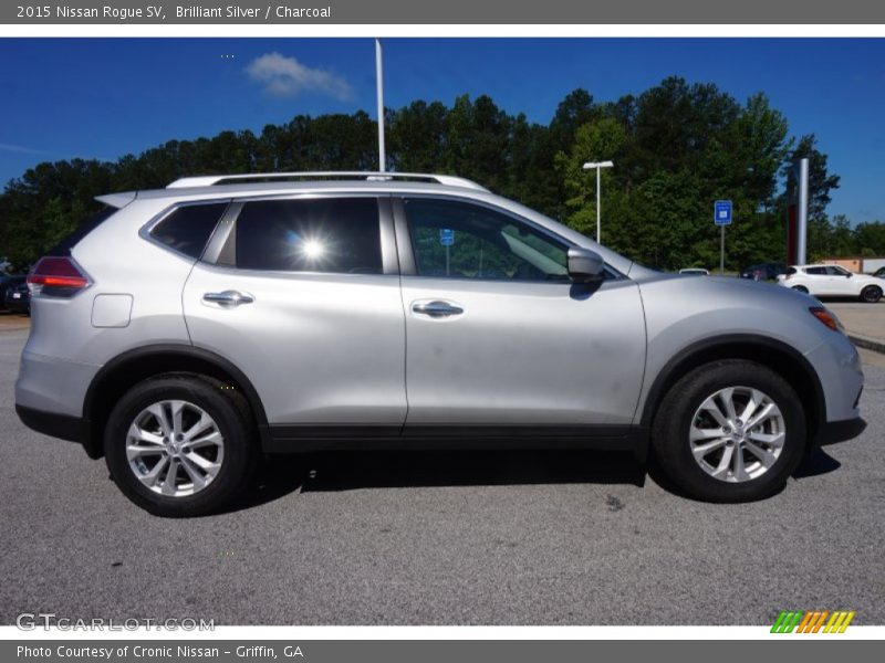 Brilliant Silver / Charcoal 2015 Nissan Rogue SV