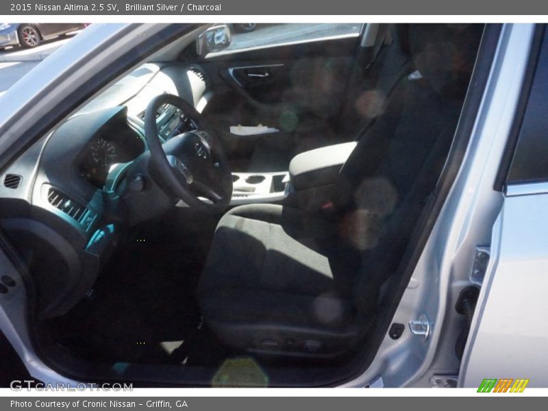 Brilliant Silver / Charcoal 2015 Nissan Altima 2.5 SV
