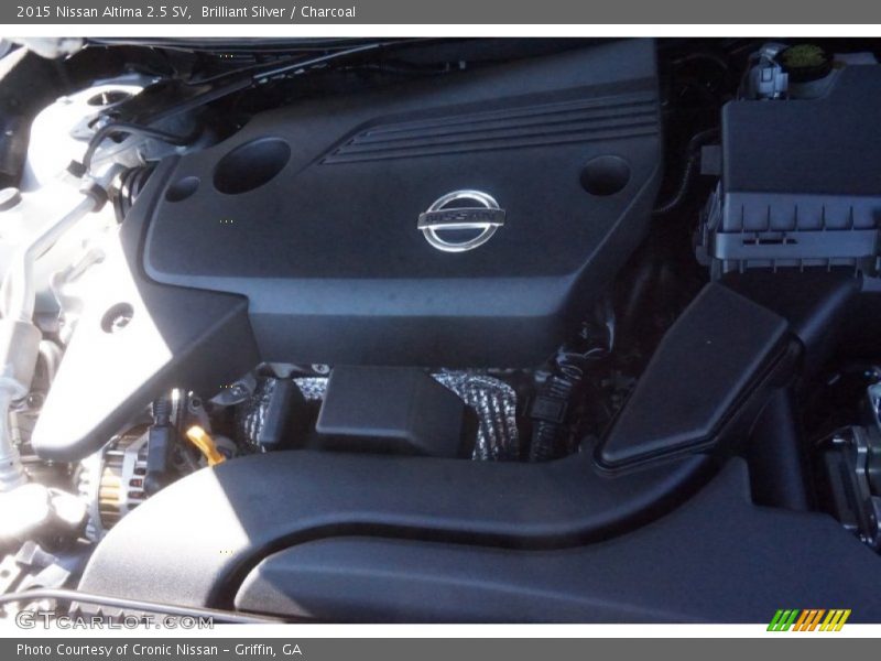 Brilliant Silver / Charcoal 2015 Nissan Altima 2.5 SV