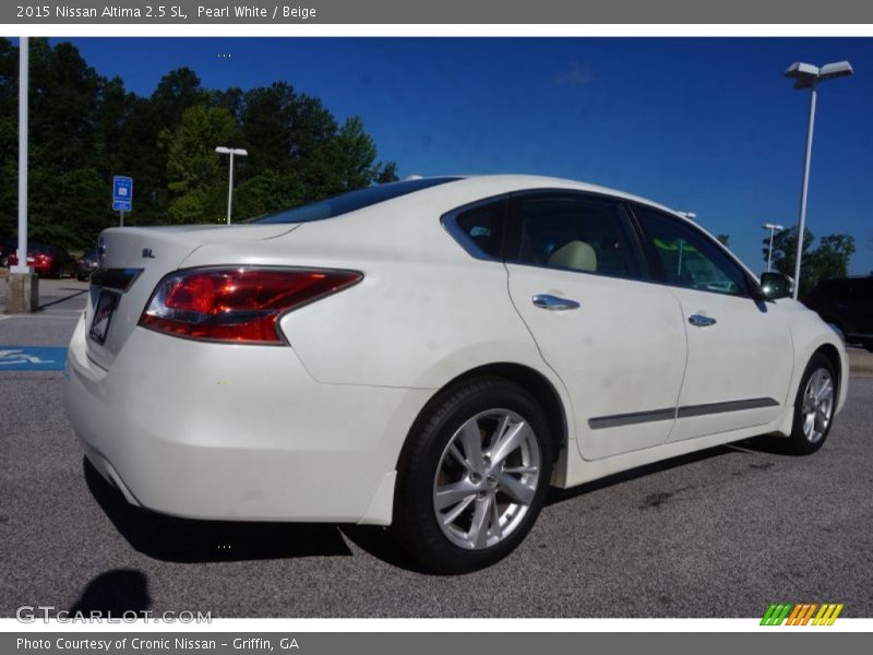Pearl White / Beige 2015 Nissan Altima 2.5 SL
