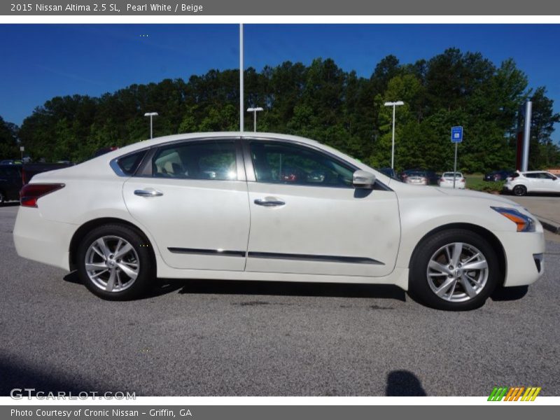 Pearl White / Beige 2015 Nissan Altima 2.5 SL