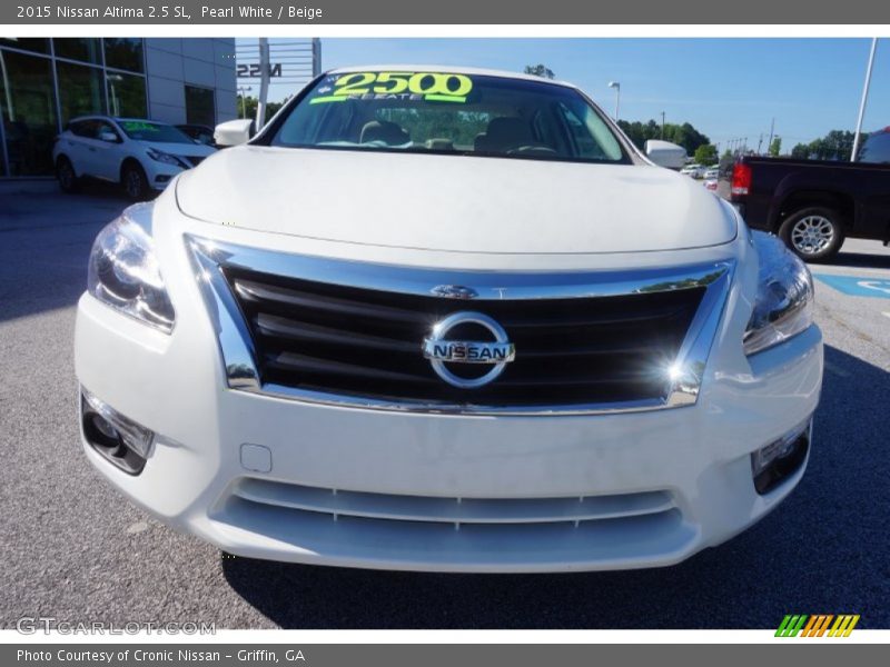 Pearl White / Beige 2015 Nissan Altima 2.5 SL