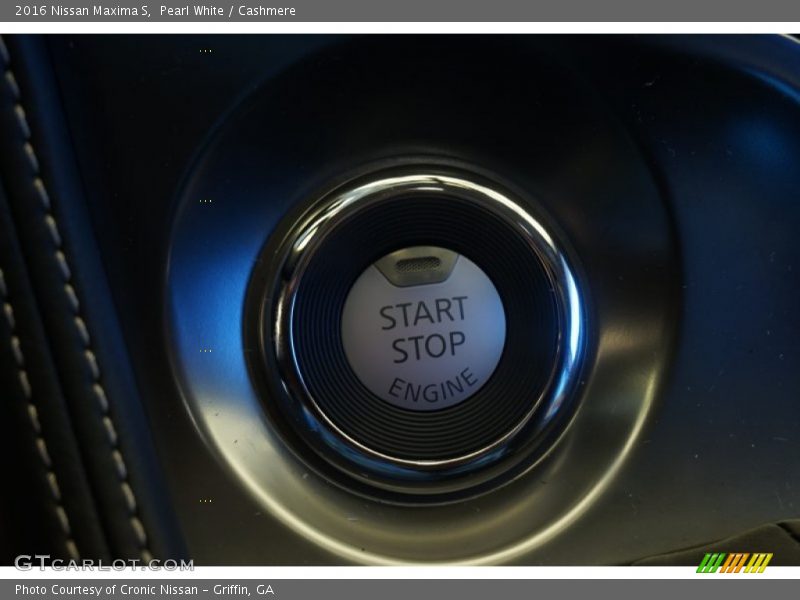Controls of 2016 Maxima S