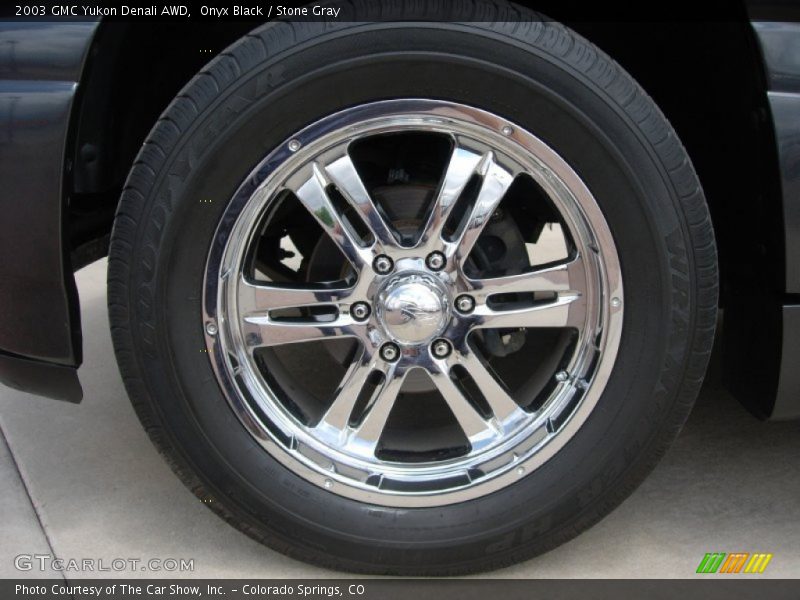 Onyx Black / Stone Gray 2003 GMC Yukon Denali AWD