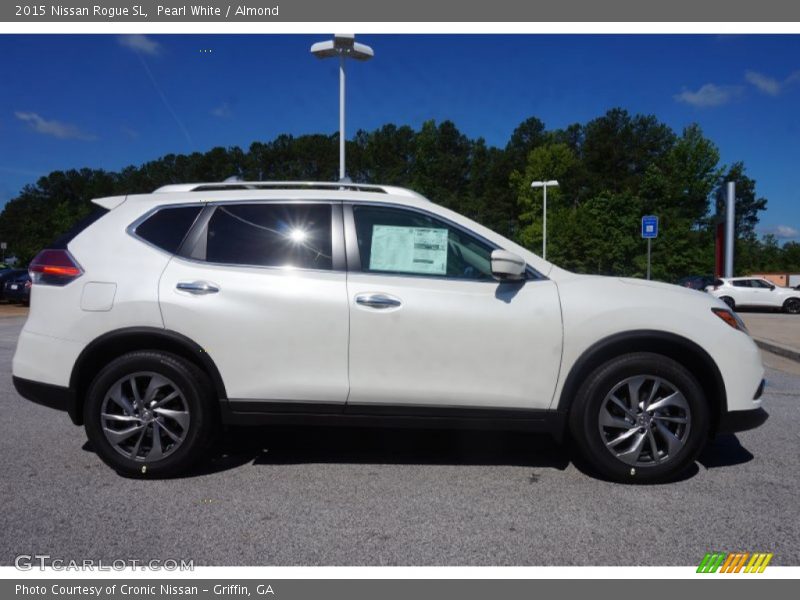 Pearl White / Almond 2015 Nissan Rogue SL