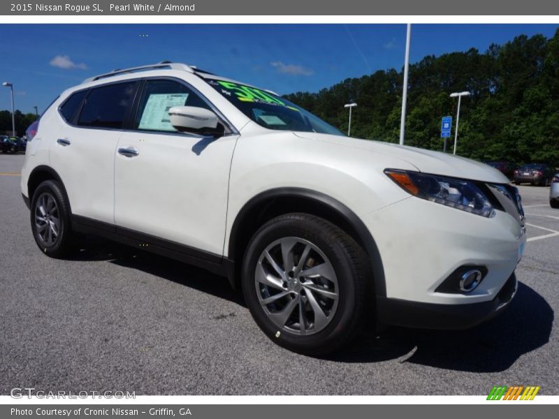 Pearl White / Almond 2015 Nissan Rogue SL