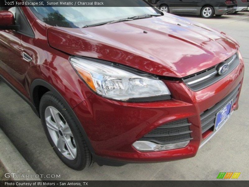 Sunset Metallic / Charcoal Black 2015 Ford Escape SE