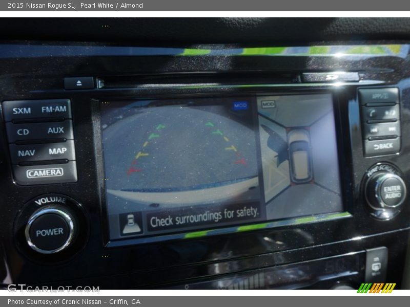 Pearl White / Almond 2015 Nissan Rogue SL