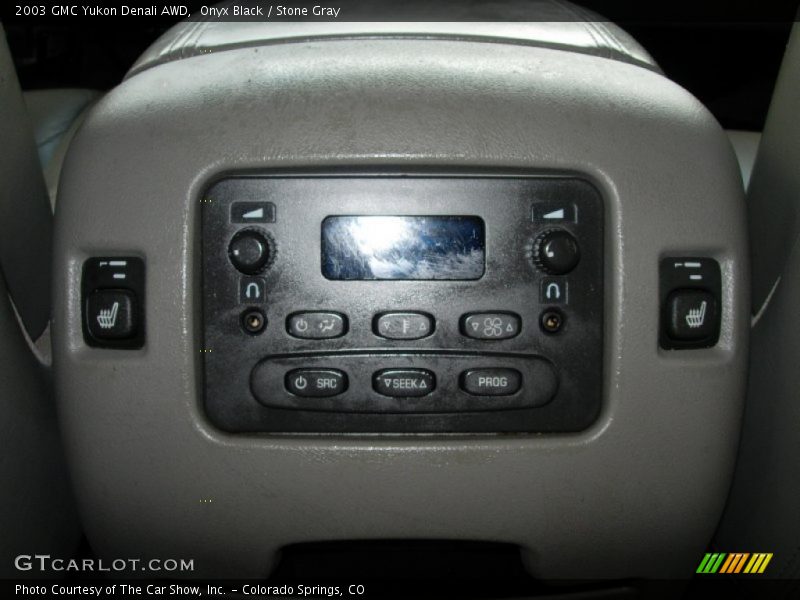 Onyx Black / Stone Gray 2003 GMC Yukon Denali AWD